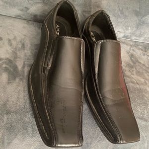 Apt. 9 square-toe shoes